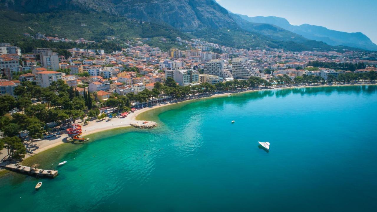 Apartments Beach Макарска Экстерьер фото
