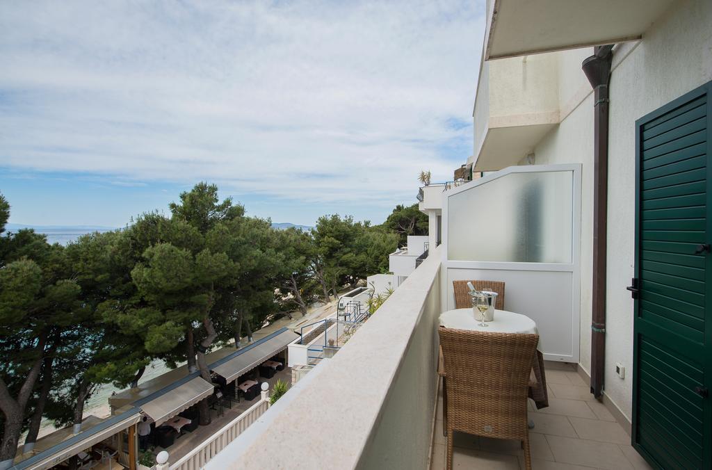Apartments Beach Макарска Экстерьер фото